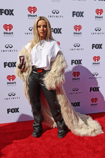 Doja Cat, модный образ, iHeartRadio Music Awards 2023