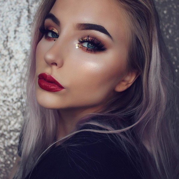 яркий макияж, макияж глаз, новый год 2021