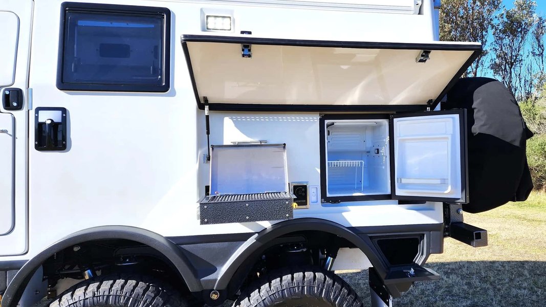 Toyota Land Cruiser 70, Toyota Land Cruiser, дом на колесах, автодом Toyota Land Cruiser