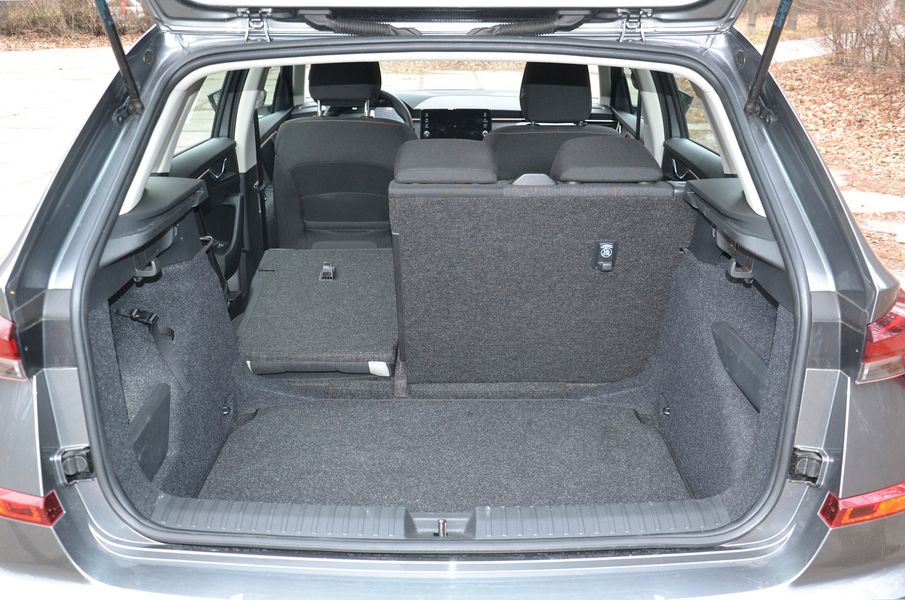 багажник шкода камік, Skoda Kamiq, новий Skoda Kamiq, Skoda Kamiq 2025, кросовер Skoda, Skoda Kamiq в Україні