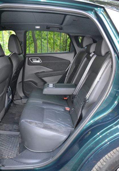 задние сиденья Nissan Qashqai, Nissan Qashqai, новый Nissan Qashqai, кроссовер Nissan, Nissan Qashqai 2024