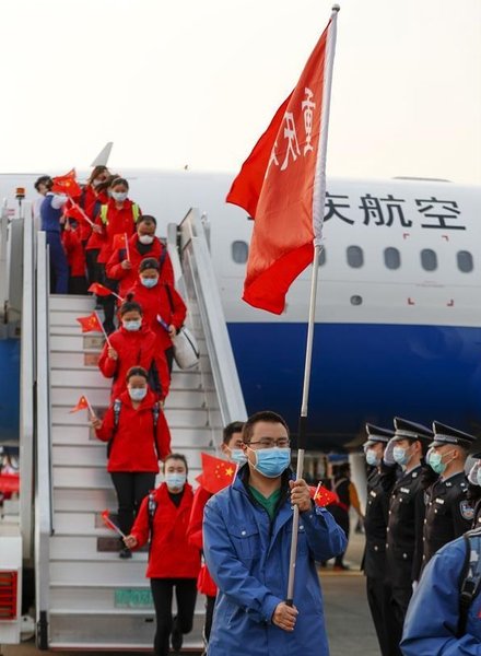 медики, врачи, китай, коронавирус, провинция хубэй