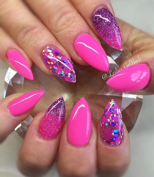 маникюр фуксия, цвет фуксии, модный маникюр, тренды маникюра, тренды осени, тренды зимы