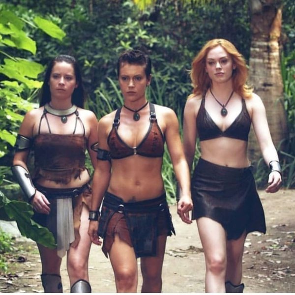 роуз макгоуэн