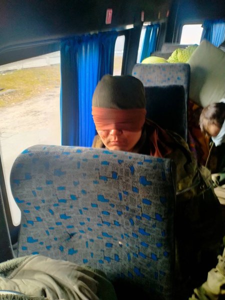 пленные российские солдаты, украина, войска, бои