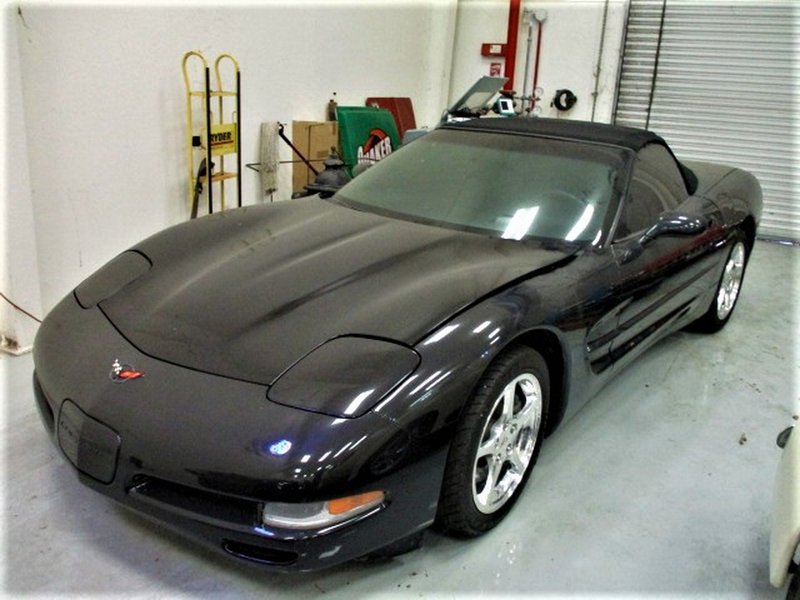 Chevrolet Corvette 2002 року