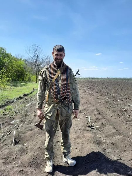 Боєць Сергій Лукащук на фронті