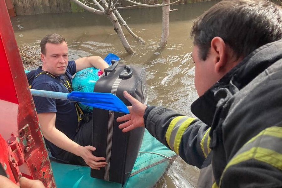 У Краматорську 4 квітня через прорив дамби вода затопила приватний сектор міста