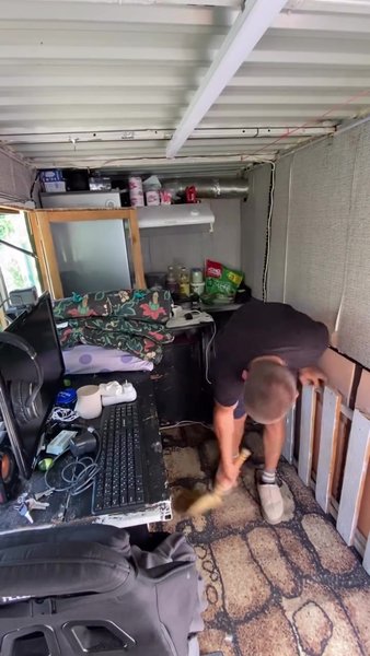 Энтузиаст, которого зовут Константин