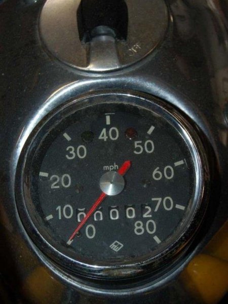 MZ TS 250 1976, MZ TS 250, мотоцикл MZ, байк MZ, капсула времени