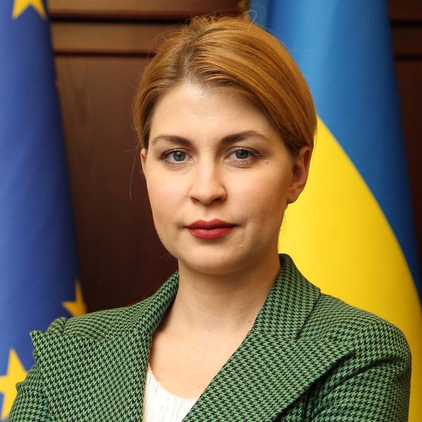 Ольга Стефанишина, оценки правительству, рейтинг правительства