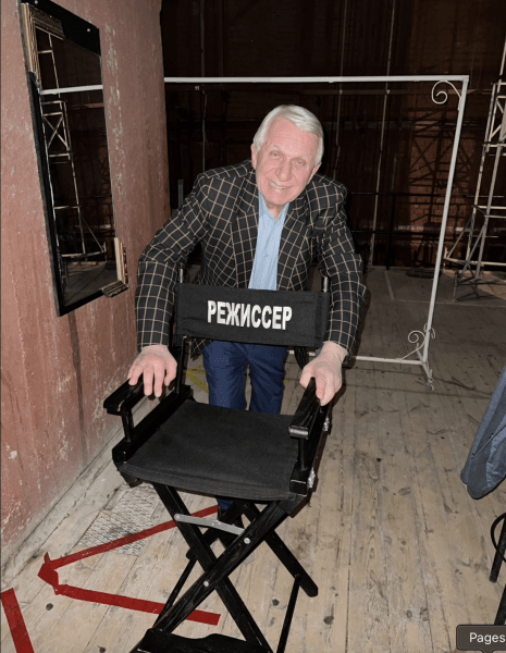 Евгений Паперный