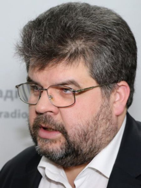 

Богдан Яременко: "На саммите был только один тезис, которого мы раньше не слышали: сначала в Донбассе должно стать безопасно, а потом уже можно говорить о выборах"
