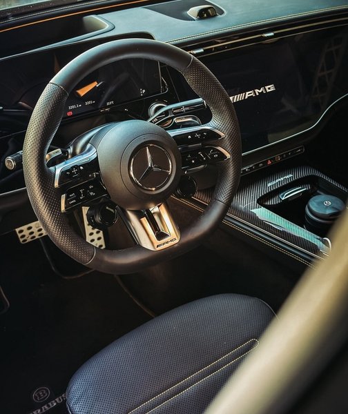 салон Mercedes E53 салон Mercedes E53