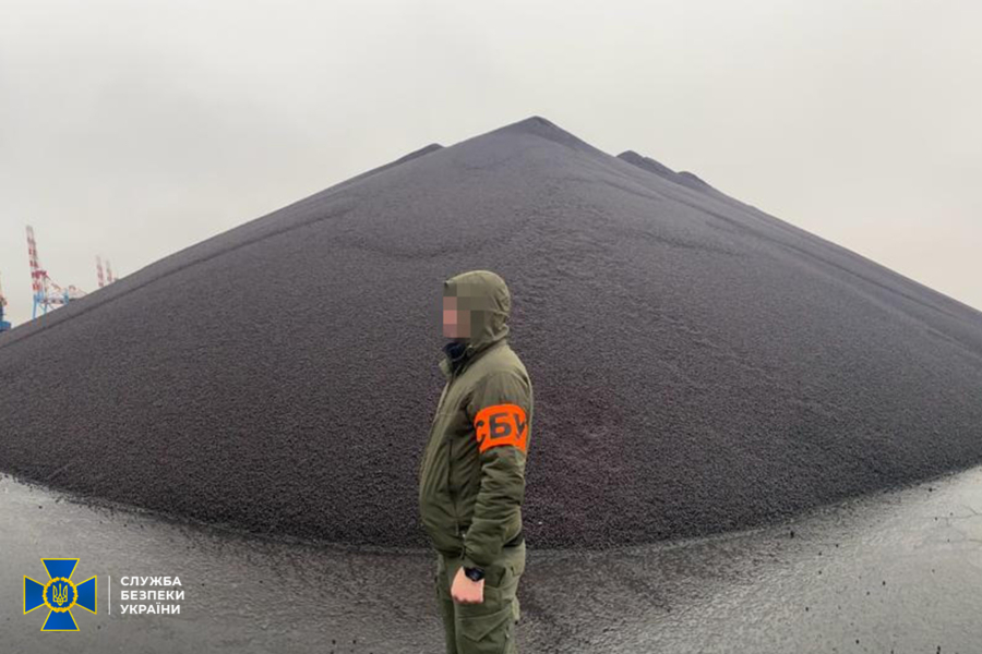 Майно Усманова Компанія Усманова ховала руду в українських портах