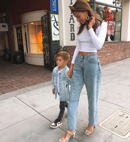 николь потуральски