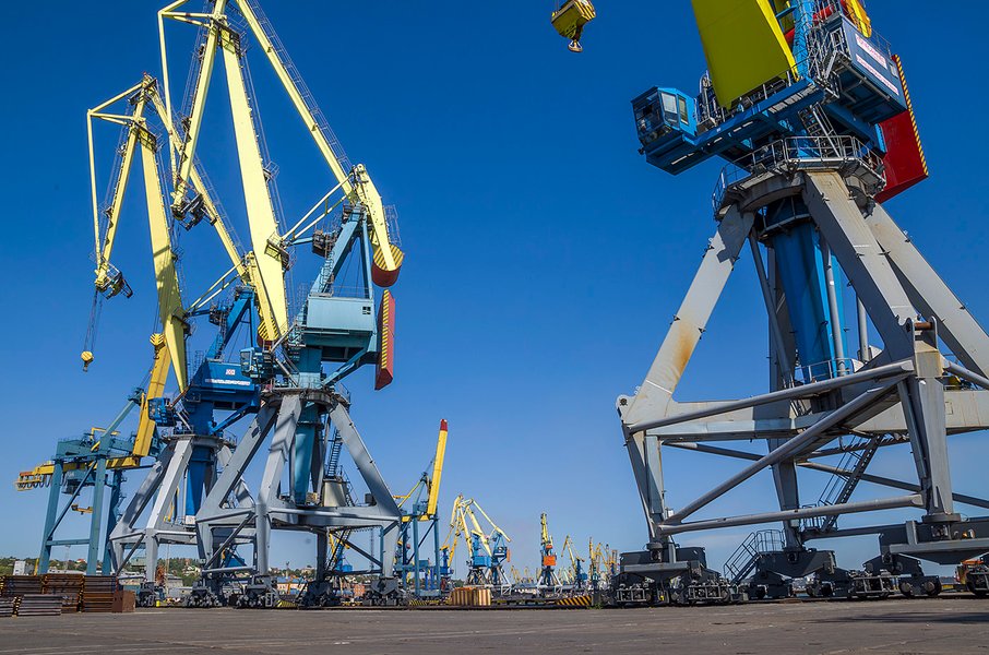 Маріупольський морський торговельний порт. 2016 рік