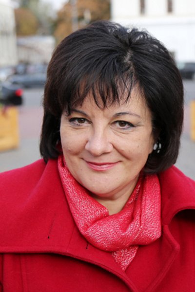 

Елена Березовская: "Нигде в мире, например, не кладут в стационар беременных на сохранение. Нет вообще такого понятия — "сохраняющая терапия", а в Украине чуть ли не каждой второй роженице назначают прогестерон и отправляют в больницу"
