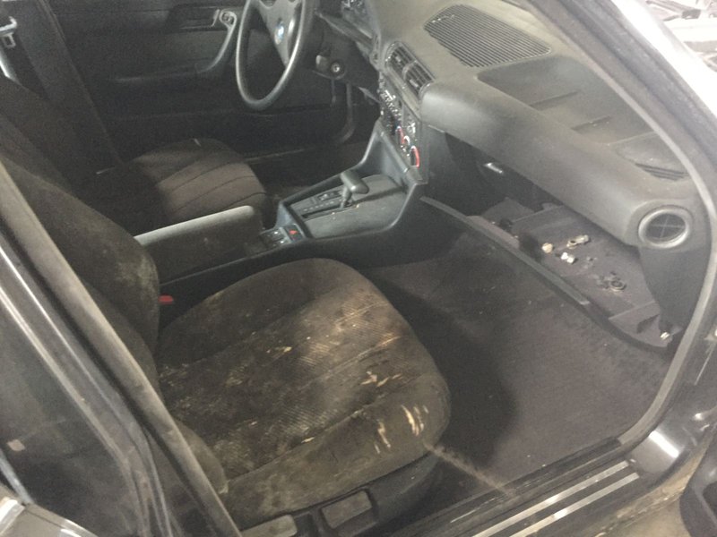 Салон BMW 5 E34