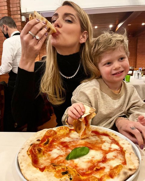 кьяра ферраньи, пицца, блогер, инфлюэнсер