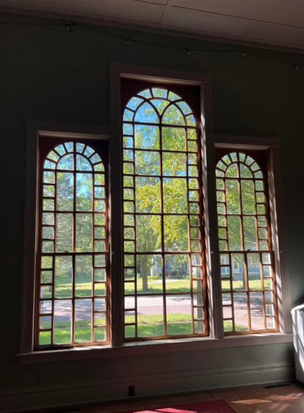 Церковь стала жилым домом, храм превратился в дом для молодой семьи, ремонт, недвижимость, жилье, жилье