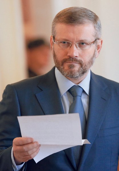 

Александр Вилкул пока не подтверждает свое участие в борьбе за пост мэра Днепропетровска, однако его оппоненты уже готовятся
