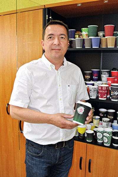 

Полный контроль. Собственник компании "Лорипласт" считает, что все нужно уметь делать самому
