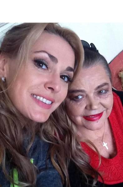 анна сумская, ольга сумская