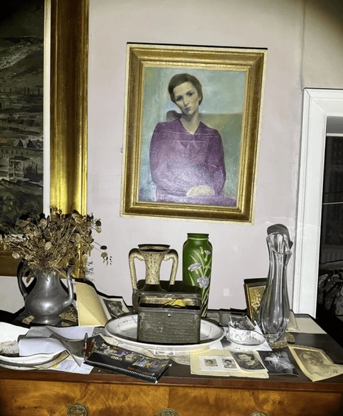 Підвал із винами в покинутому особняку може принести "цілий статок"