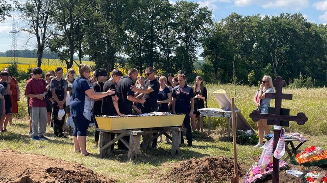 В Коротиче попрощались с погибшей