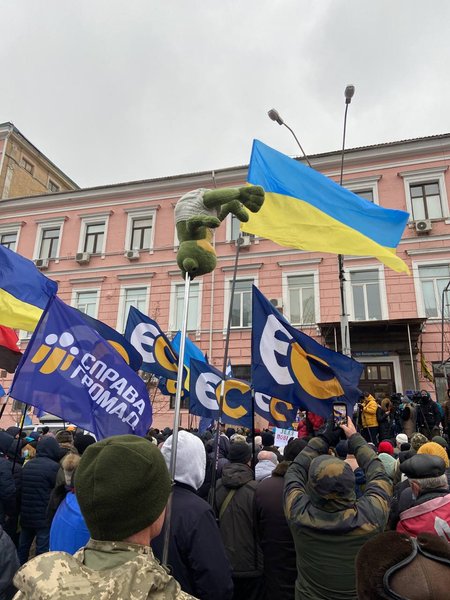 порошенко арест, суд над порошенко онлайн, порошенко в суде сегодня, порошенко украина, арест порошенко, порошенко предъявили обвинение, обвинение порошенко в госизмене, порошенко предъявили обвинение в госизмене, порошенко госизмена в чем заключается