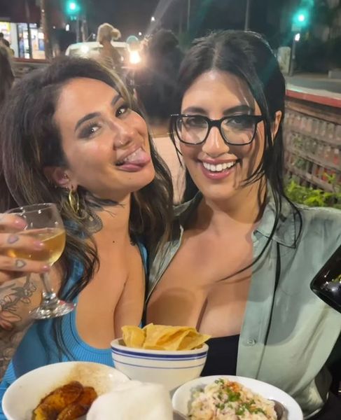 Арабель Рафаэль из США зарабатывает благодаря тому, что ест на камеру, курьезы, деньги, работа, создание контента