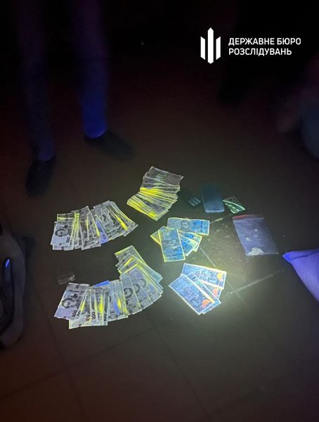 ДБР, наркотики, психотропи, військові