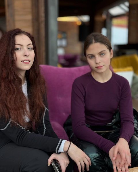 Доньки Олі Полякової