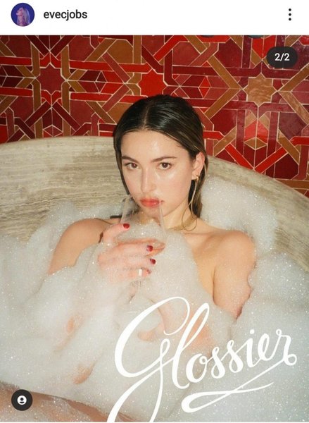 Иви Джобс фото