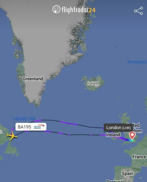 Самолет авиакомпании British Airways вернулся в аэропорт из-за проблем с двигателями