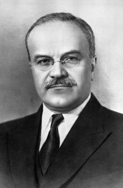 Зимова війна Молотов Нарком закордонних справ СРСР В'ячеслав Молотов