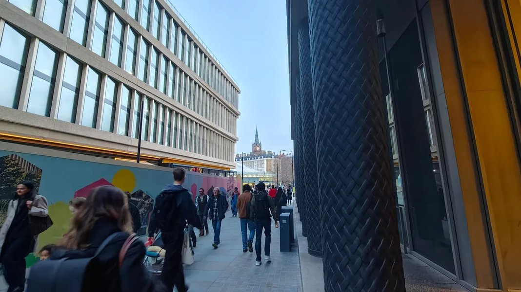 Oppo Find X9 Pro Сверхширокоугольная камера Oppo Find X9 Pro