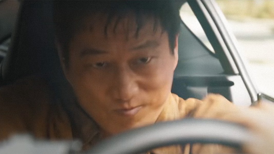 Фото: скриншот | Хан Ли за рулем Toyota GR Supra в фильме "Форсаж 9"