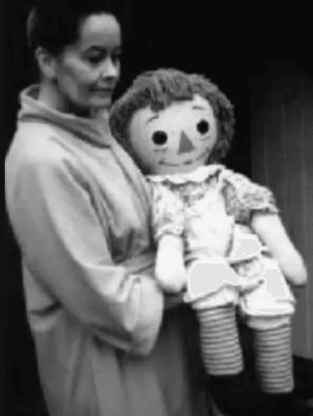 Кукла Аннабель