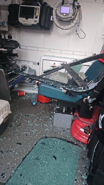 поврежденная скорая