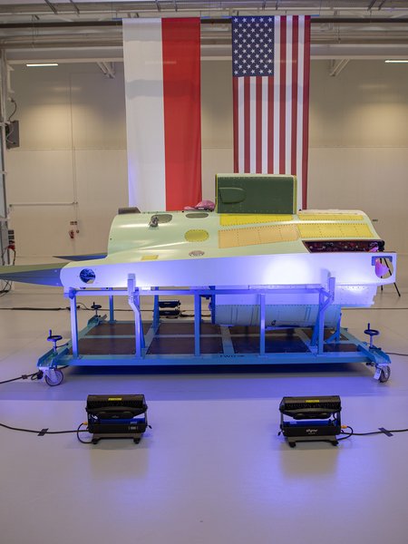 локализация f-16