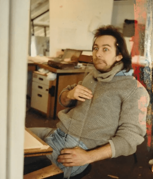 Чоловік потрапив на випускний через 41 рік, випускний через 41 рік, батько і син на одному випускному,