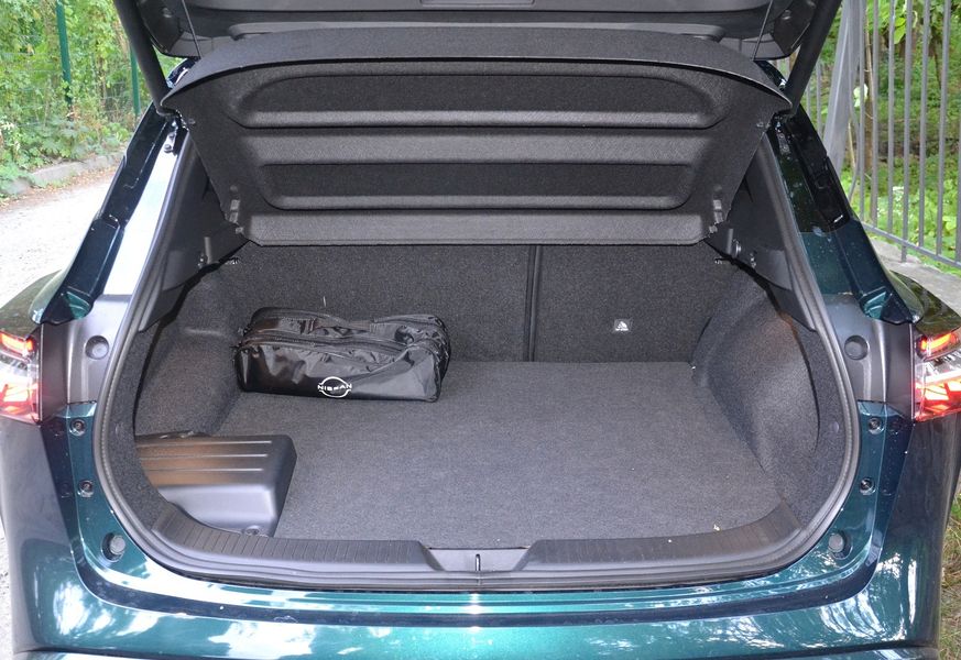 багажник Nissan Qashqai, Nissan Qashqai, новый Nissan Qashqai, кроссовер Nissan, Nissan Qashqai 2024