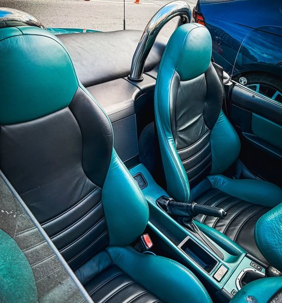 салон BMW Z3
