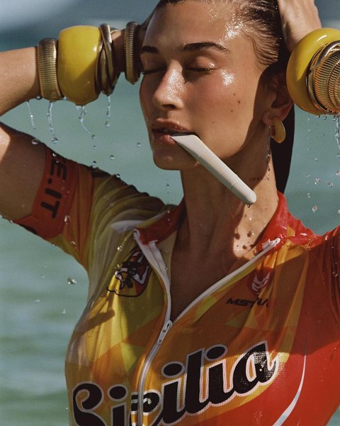 Гейлі Бібер