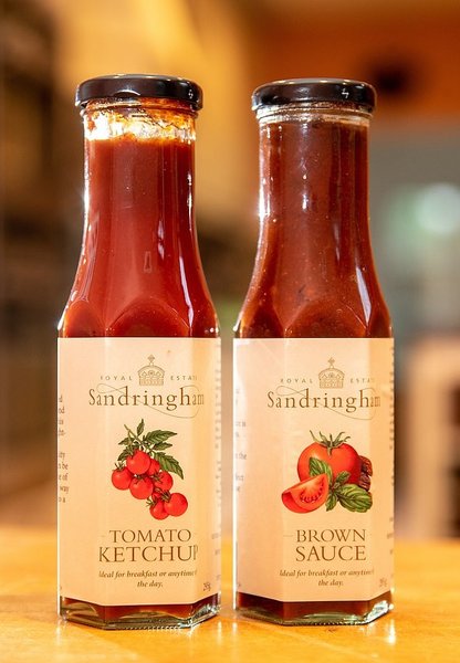 королева елизавета, елизавета 2, королева великобритании, кетчуп, королевский бренд