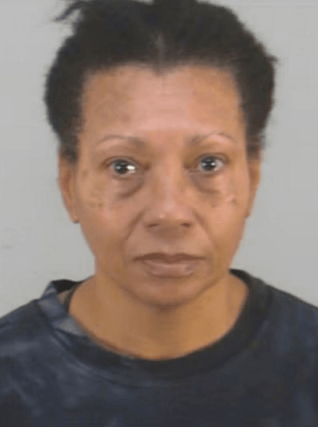 жестокое обращение с животными, животные, собаки, убийство собаки, убила собаку, утопила собаку