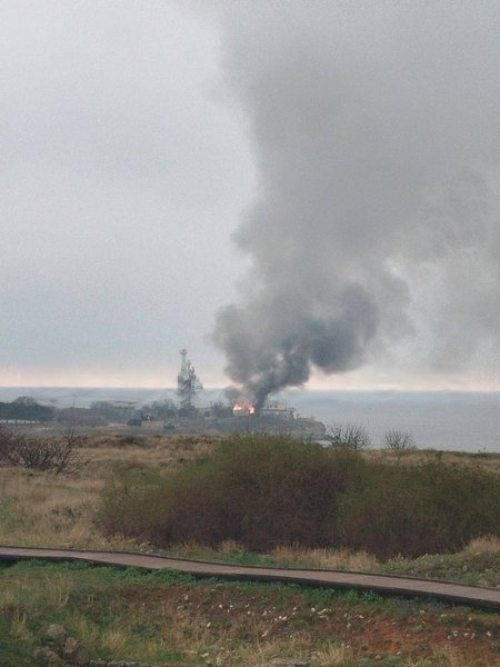 севастополь пожежа, севастополь, військово-морське училище