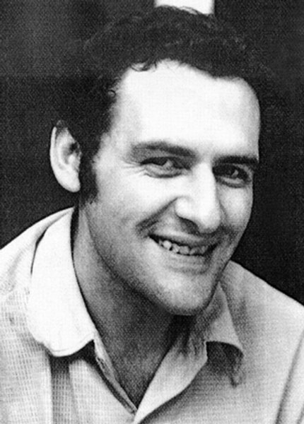 

Евгений Захаров – участник диссидентского движения 1970–1980-х годов. Председатель правления Украинского Хельсинкского союза по правам человека. В 2015 году удостоен премии Lew-Kopelew-Preis, присуждаемой за борьбу за мир и права человека
